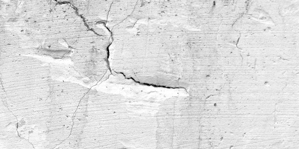 Trabajos Verticales en Fachadas de Edificios / Viviendas en Badalona · Impermeabilización de Filtraciones de Agua y Humedad